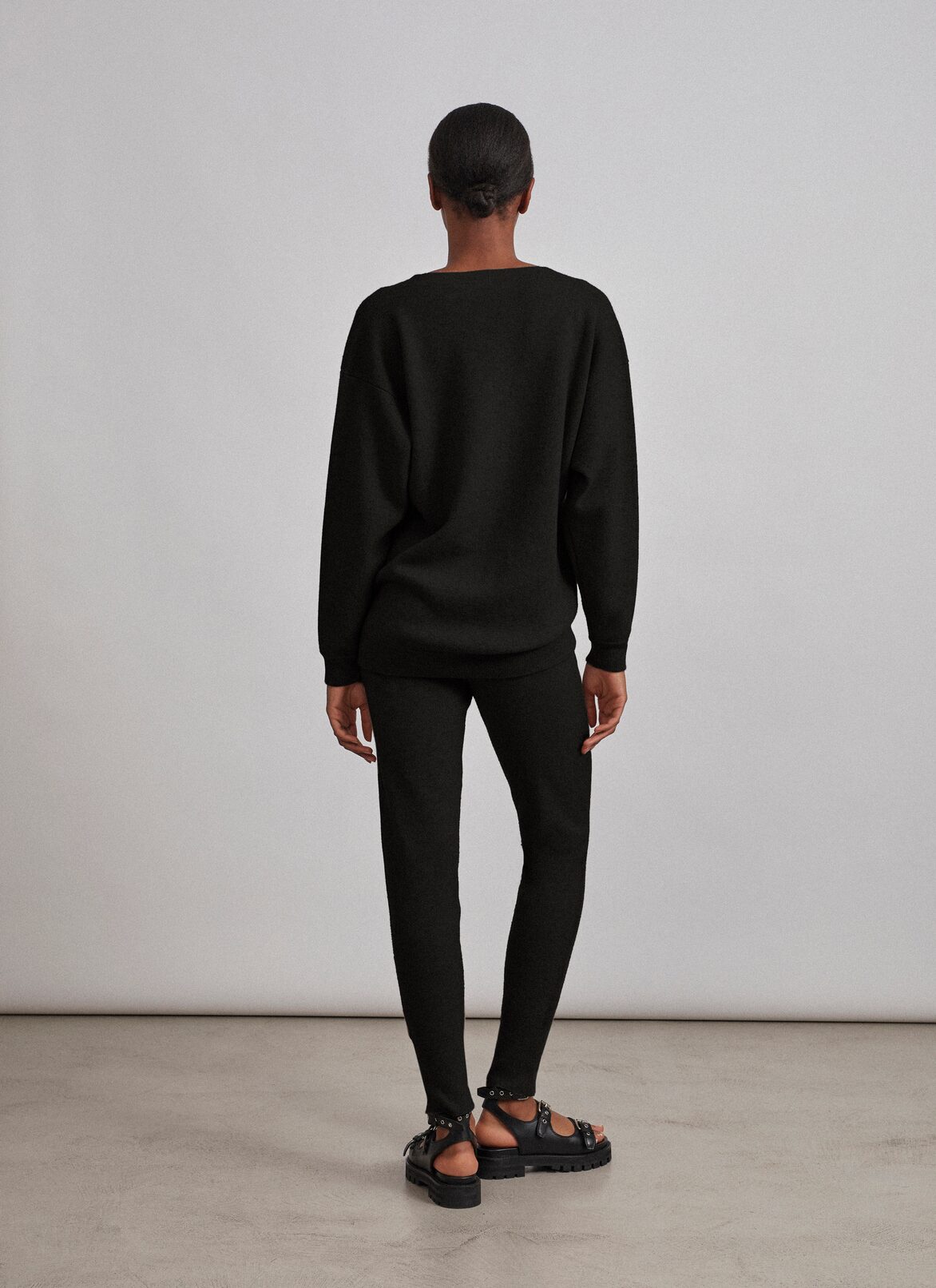 Cashmere joggings pants ALAÏA BLACK CASHMERE JOGGINGS PANTS